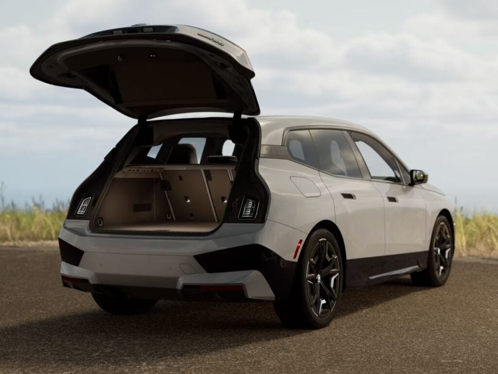 BMW iX 2024 Battery Life, Charging, and Range