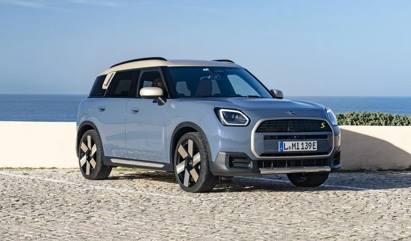 2025 Mini Countryman Electric Exterior and Body Size